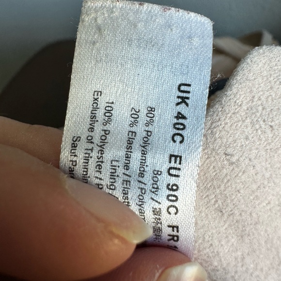 40 C bra - Picture 4 of 5